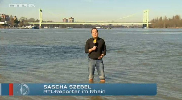 RTL-Reporter im Rhein 8.3.2015